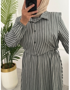 Cepkenli Çizgili Elbise 2